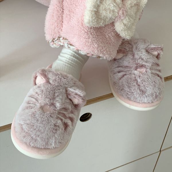 Damtofflor, vinterbomullstofflor katttecknadstofflor