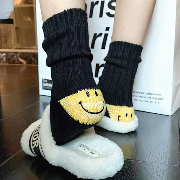 Smiley Heel Tjocka Japanska Stilverktyg Färgdelade Randiga Herr- och Damstrumpor Trendiga Strumpor