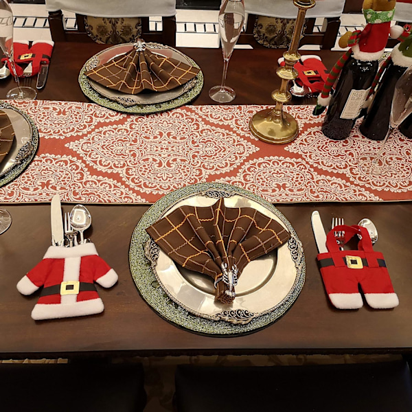 Presentpåsar för jul, spritflaskhållare med söt tomtekostymdesign, festlig hängande dekoration som bidrar till julstämningen