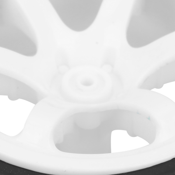 1/10 Racing RC Bilhjul Plast Navhjul med Räfflat Gummi RC Bil Reservdel Tillbehör Vit