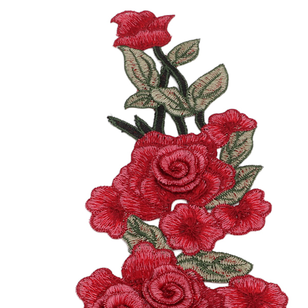 2 st broderade lappar röda blommönster handgjorda DIY sylappar för kläder ryggsäck filt