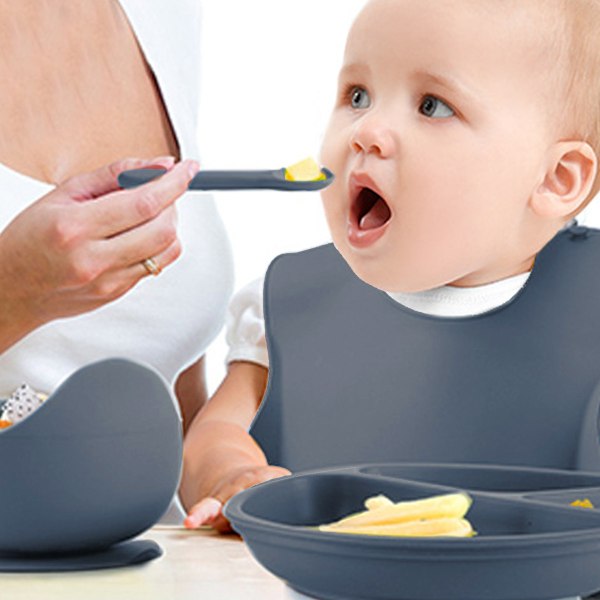 Barnens kompletterande silikonplatta babykompletterande skål smiley platta sexdelad besticksset