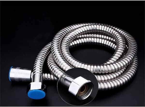 Bruser slange med krom finish, fleksibelt design med solid messingindsats for højtryksbestandighed, universal pasform til bidet-sprayer, eksplosionssikker rustfri