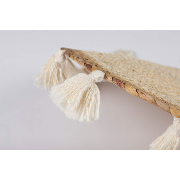 Riippuva seinäkoriste macrame-reunuksella, seinälle kiinnitettävä seinävaate