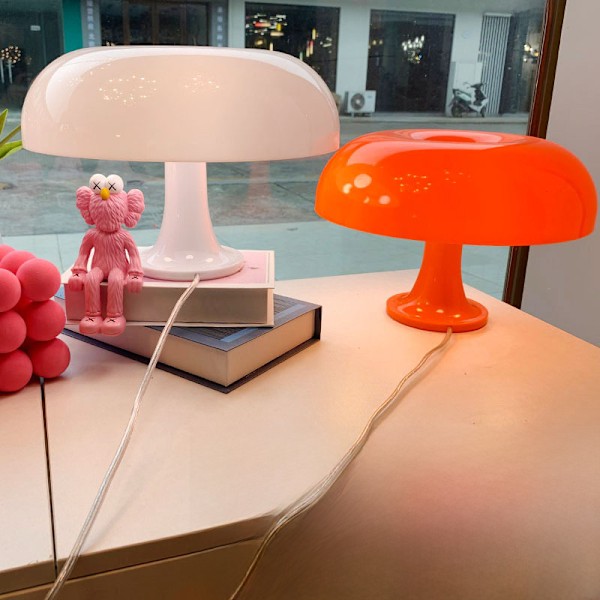 Klassisk dansk svampebordlampe moderne minimalistisk nordisk designermodel værelse soveværelse natbord atmosfære læsebordlampe