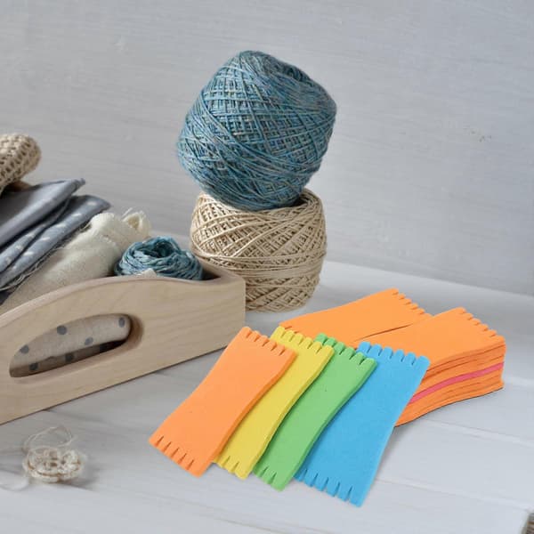 Plastspolar för broderitråd, 40-pack i blandade färger