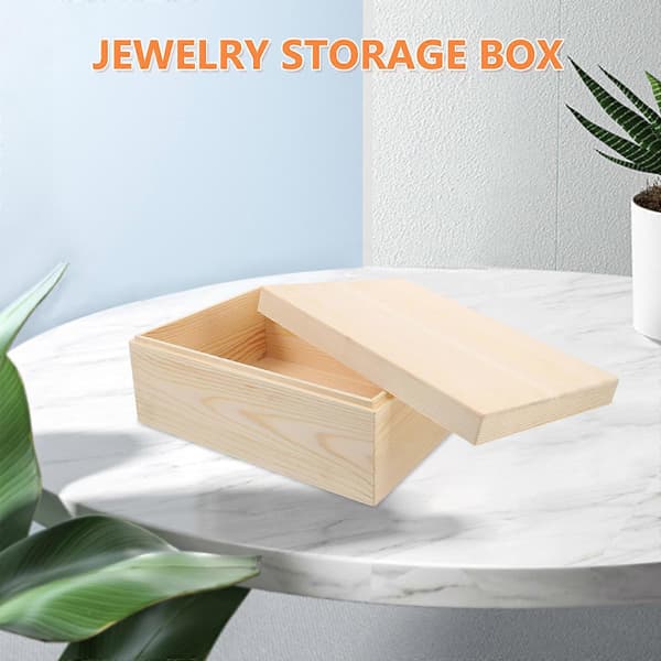 Smyckeskrin i bambu med gott om plats och elegant beige design