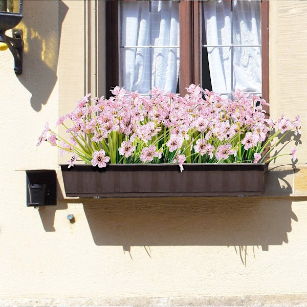 Konstgjorda växter för utomhusdekoration, UV-beständiga falska sidenblommor med eukalyptusblad i plast för alla väderbeständiga verandor
