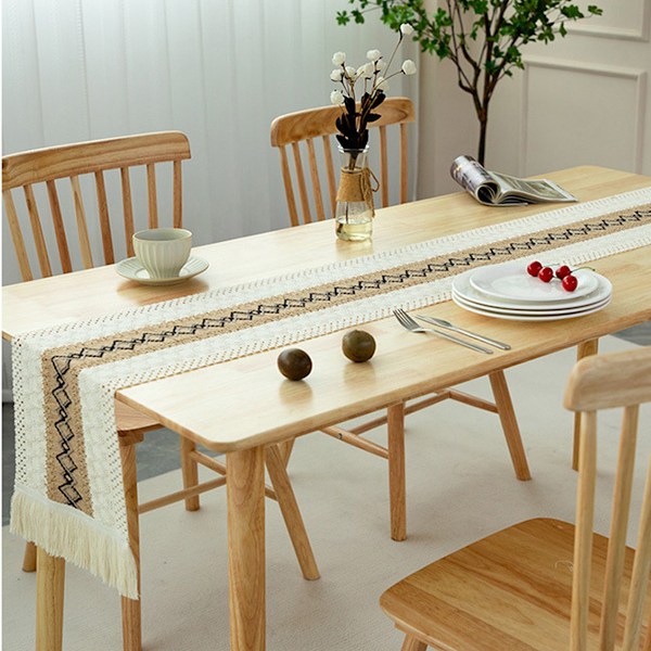 Bordslöpare i bohemisk stil, dekorerad med tofsar, bomulls- och linneblandning för bondgårdsinredning, elegant design med färgstarka inslag, mångsidig storlek för