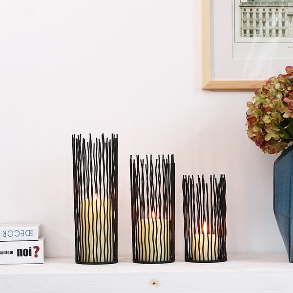 Wire Willow lysestake sett med 1, metall svart søyle lysestake