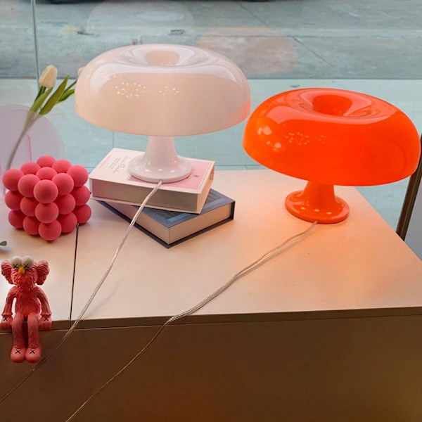 Klassisk dansk svampebordlampe moderne minimalistisk nordisk designermodel værelse soveværelse natbord atmosfære læsebordlampe