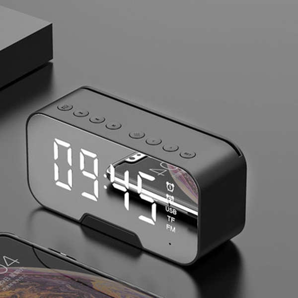 Dimbar LED-displayklocka, Högljudd väckarklocka för tungsovare, Modern ren design Plug-In elektrisk klocka med batteribackup-funktion, Enkel
