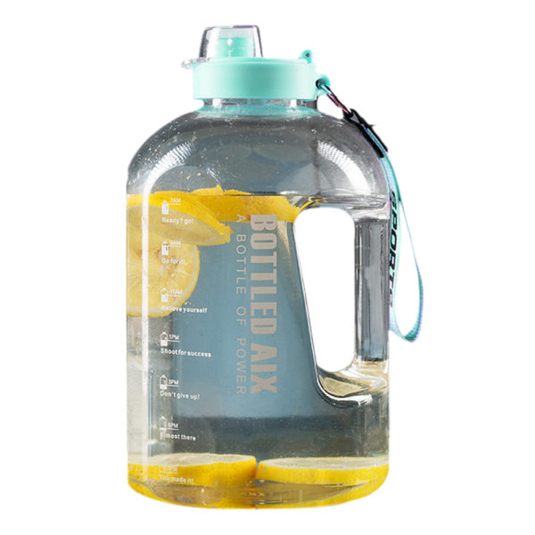 2,2L vattenflaska med halm - Vattenkanna - Motiverande vatten