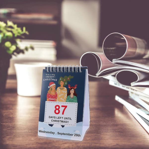 Papirdekorasjon skrivebords-julekalender for 8 stk. julepynt