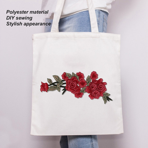 2 st broderade lappar röda blommönster handgjorda DIY sylappar för kläder ryggsäck filt