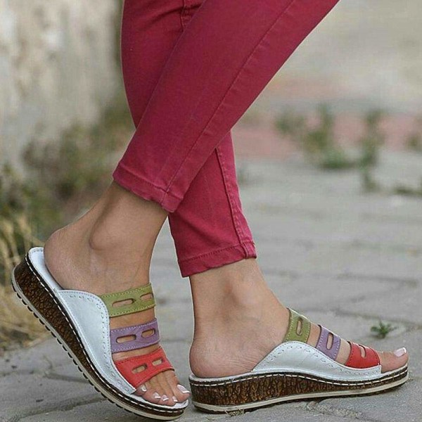 Kvinnersandaler med tre farger, uformelle sandaler Komfortabelt PU-materiale, åpen tå uformelle sommerstrandreisesko for kvinner