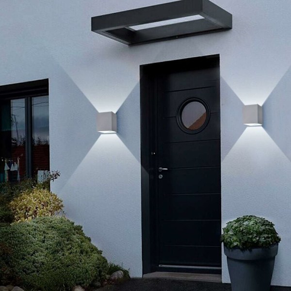 Justerbar 12W LED Vägglampa, Modern Aluminiumdesign med Kallvitt Ljus, Enkel Installation & Upp och Ner Ljusstyrka för Sovrum, Hem, Korridor