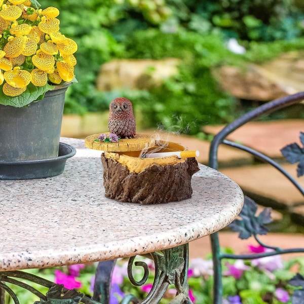 Ulkotuhkakupit savukkeille Suloinen hartsipöllö-tuhkakuppi kannella kotiin ja puutarhaan (11*11cm)