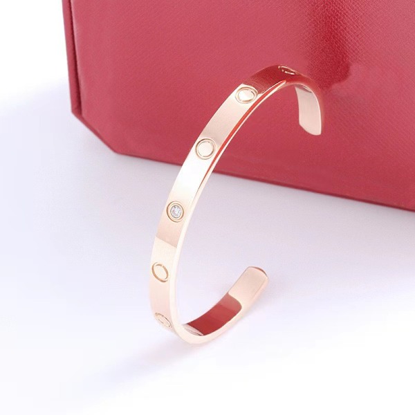 C-shaped bracelet does not fade couple stainless steel bracelet