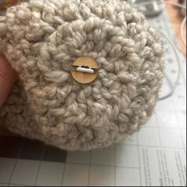Træ Pom Poms til Hatte Knapper, 50stk Hat Pom Pom Holder, Strikkede Hat Making Fastener Tool, Pompom Holders til Strikkede Beanies og Toques