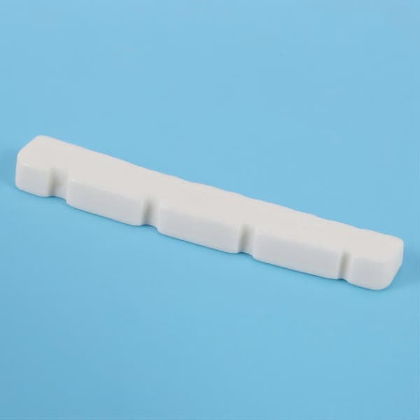 Slitsad böjd bensadel för 4-strängad PB Precision, 4,2x3,2x4,6/4,6 mm