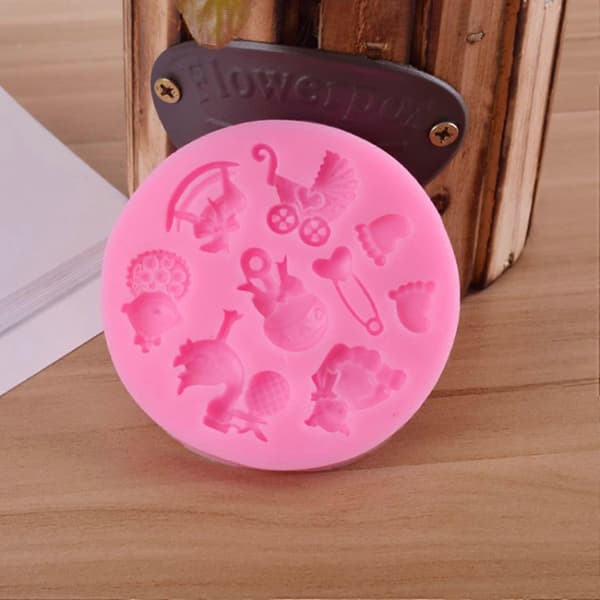 2 stk. chokolade søde forme 3D babyfødder form baby DIY kage bageværktøj