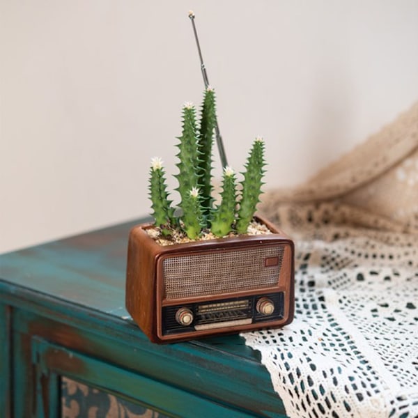 Kreativ Planteringskruka Retro Radioformad Blomkruka Multifunktionell Resin Suckulent Bonsai Växthållare Ornament för Kontor