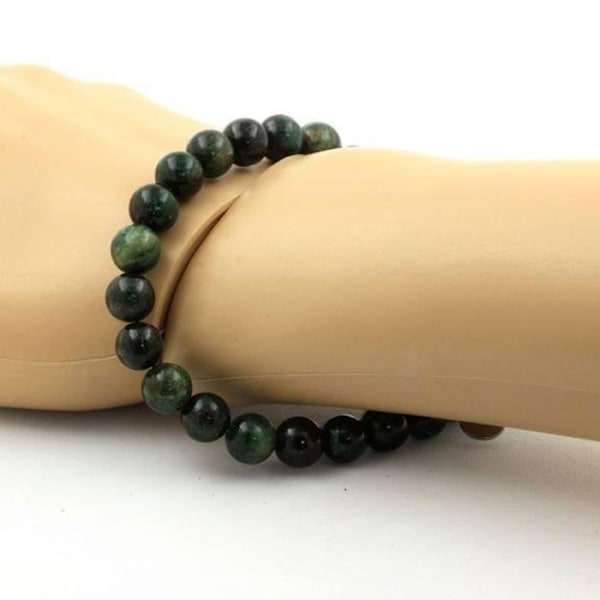 Sten og mineraler. Zambisk Emerald Beads Armbånd 8 mm. 3A kvalitet. Fremstillet i Frankrig. Grön