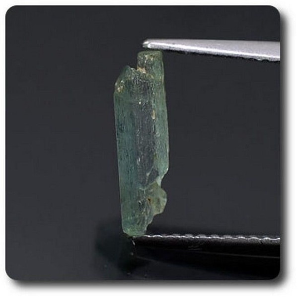 Sten og mineraler. 1,07 karat AQUAMARINE CRYSTAL Brasilien.