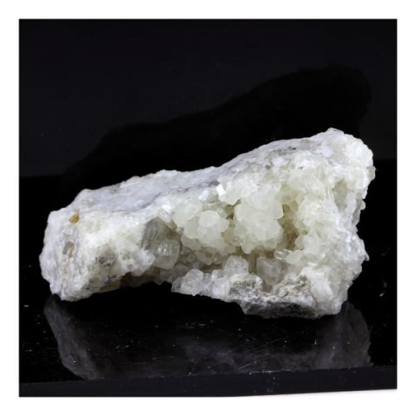 Stenar och mineraler. Kalcit + Dolomit. 257,5 cent. Saint-Pierre-de-Mésage, Isère, Frankrike.