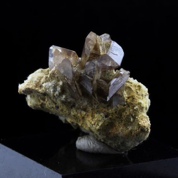 Sten og mineraler - Axinit - 17,0 ct - La Balme d'Auris, Bourg d'Oisans, Isère, Frankrig