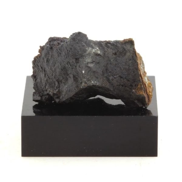 Stenar och mineraler. Pyrofanit. 44,0 ct. Lanark, Ontario, Kanada.
