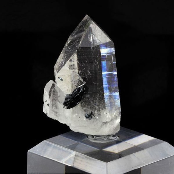 Stenar och mineraler. Kvarts + hematit. 156,6 ct. Sarenne, Oisans, Isère, Frankrike. Sällsynt.