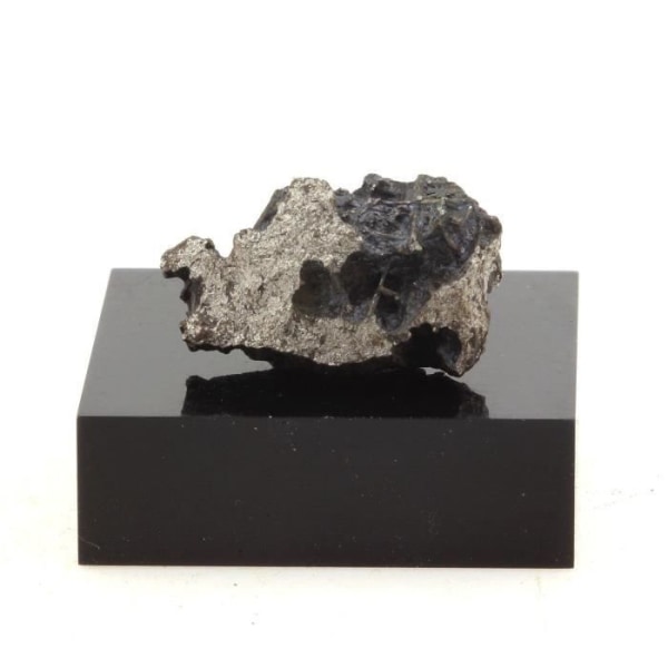 Sten og mineraler. Safflorit. 37,0 ct. Cobalt, Ontario, Canada.