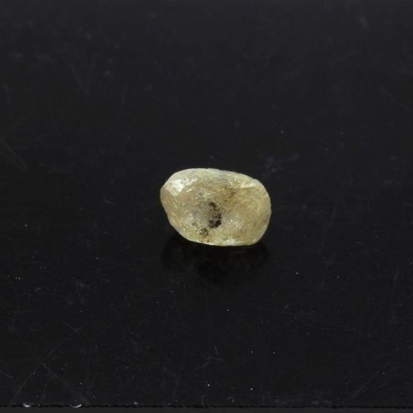 Stenar och mineraler. Oslipad diamant. 0,190 ct. Orapa, Letlhakane, Botswana.