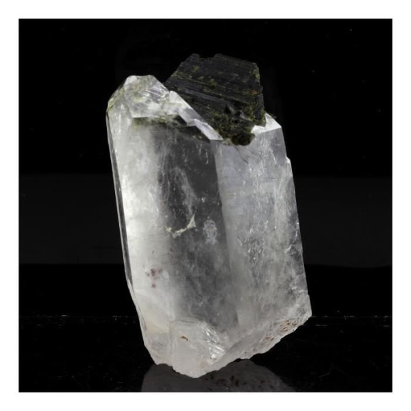 Sten og mineraler. Kvarts + Epidot. 266,0 ct. Caetité, Bahia, Brasilien.