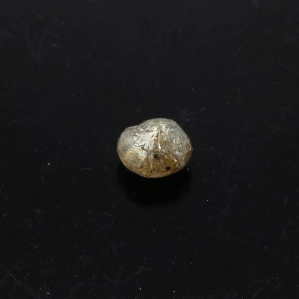 Sten og mineraler. Ru diamant. 0,160 ct. Orapa, Letlhakane, Botswana.