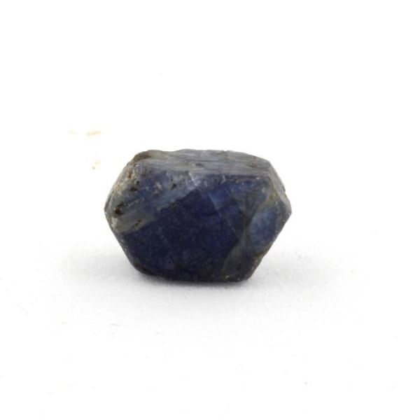 Sten og mineraler. Safir. 4,41 ct. Zazafotsy, Ihorombe, Madagaskar.