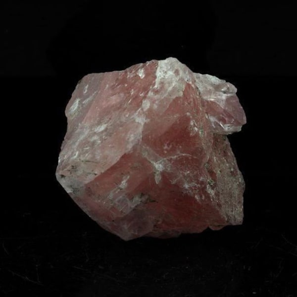 Sten og mineraler. Pink Fluorit. 104,0 ct. Talèfre, Mont-Blanc-massivet, Frankrig.