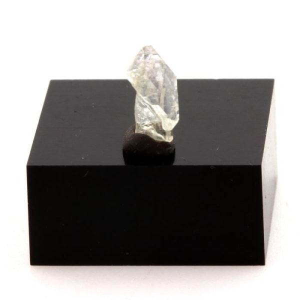 Stenar och mineraler. Kvartsscepter. 0,85 ct. Mörchnerkar, Tyrolen, Österrike. Sällsynt.