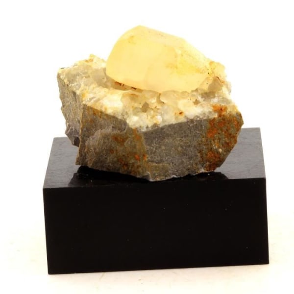 Stenar och mineraler. Kalcit. 243,0 cent. La Sambre Quarry, Landelies, Belgien.