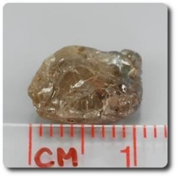 Sten og mineraler. 4,99 karat SAPPHIRE CRYSTAL Madagaskar.