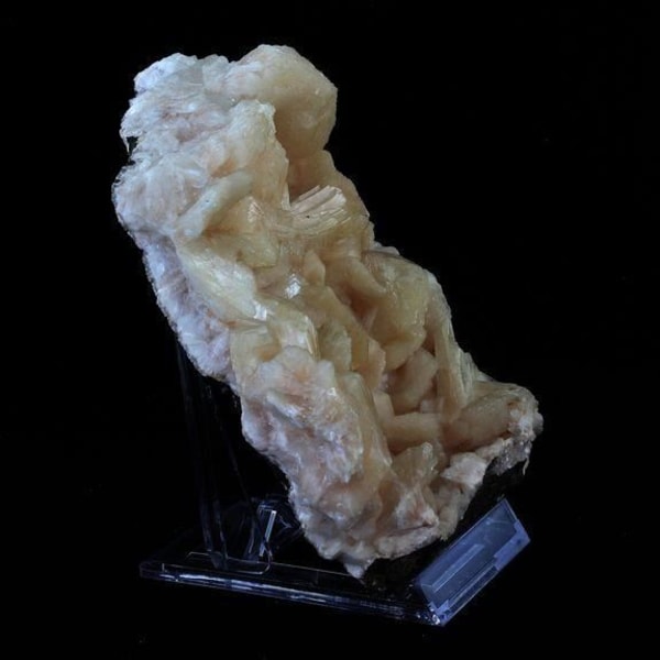 Sten og mineraler. Stilbite. 3900,0 ct. Jalgaon, Maharashtra, Indien.