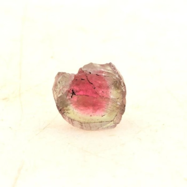 Stenar och mineraler. Vattenmelon turmalin. 1,30 cent. Paprok, Nuristan, Afghanistan.