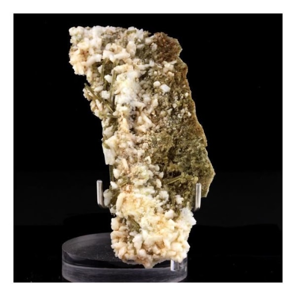 Stenar och mineraler. Klinozoisite. 108,0 ct. Marine de Scala, Canari, Haute-Corse, Frankrike.