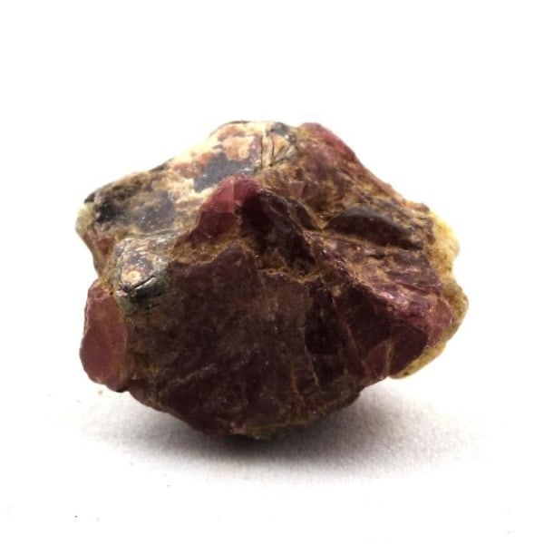Stenar och mineraler. Rhodolit granat. 9,91 cent. Madagaskar.