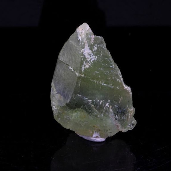 Sten og mineraler. Beryl (ætset). 25,78 ct. Sahatany Valley, Ibity, Madagaskar.