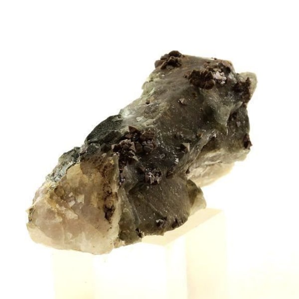 Stenar och mineraler. Anatas + Kvarts + Klorit. 140,0 ct. Les Rousses, Vaujany, Isère, Frankrike..