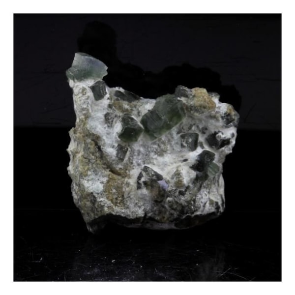 Sten og mineraler. Prehnite. 51,0 ct. Saint Christophe en Oisans, Isere, Frankrig.