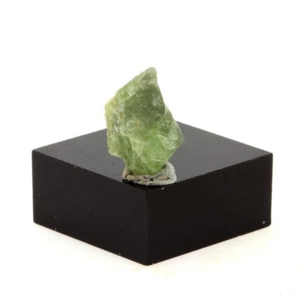 Sten og mineraler. Peridot. 4,75 ct. Almklovdalen, Vanylven, Norge.